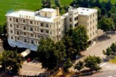 Hotel Olimpic Castel Maggiore Exterior foto